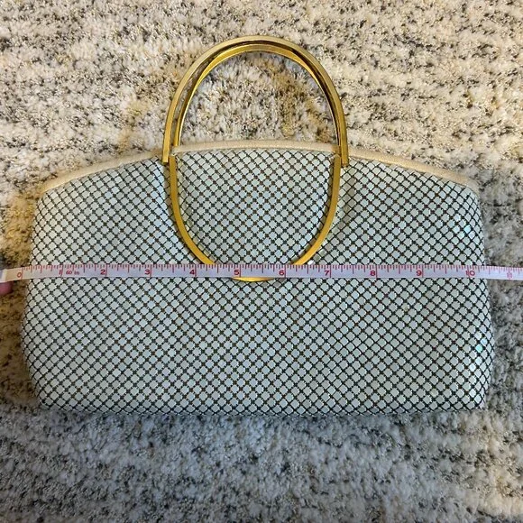 Gold & Metallic PURSE! - Picture 5 of 8